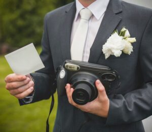 What Cameras to Use for Professional Wedding Photography