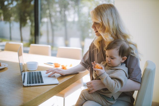 How to Stay Productive While Working From Home With Kids